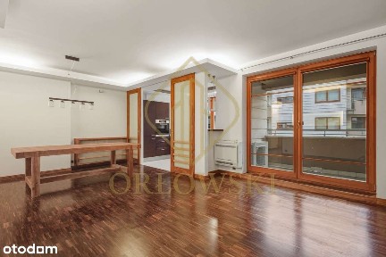 Klimatyzowane 3-pok mieszkanie w sercu Pragi | 5 min od metra!