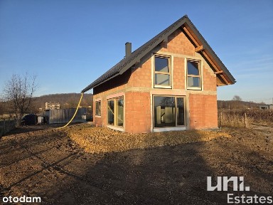 dom wolnostojący z 6 pokojami | zobacz!