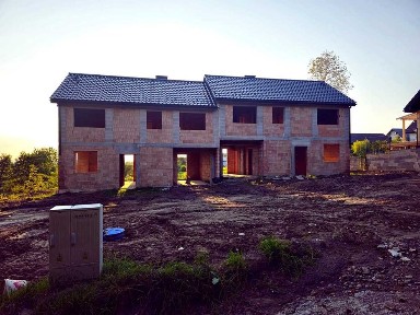 Sprzedam dom bliźniaczy Zawada Powiat Myślenicki