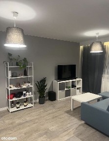 Kawalerka i miejsc postojowe w garażu podziemnym Legnicka Street