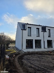 Nowoczesny dom 122 m² z garażem i ogródkiem