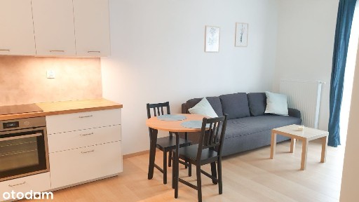 Mieszkanie 37m2 dwa pokoje. Parking + komórka.