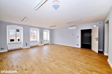 Lokal 35 mkw na Starym Mieście