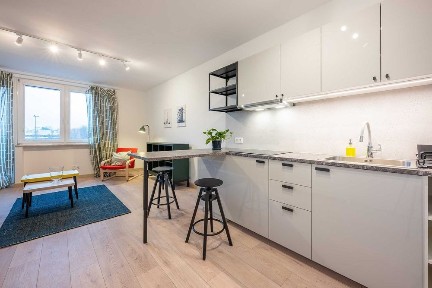 Mieszkanie 28m2 przy samej stacji metra Marymoncka po remoncie / nowe