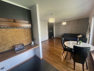 Mieszkanie 55m2, duży salon, MEBLE, garderoba, taras, garaż i komórka