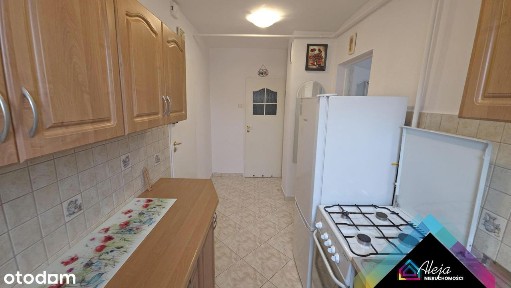 Małe mieszkanie z windą i balkonem w świetnym miejscu