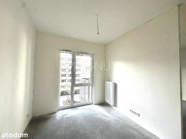 Słoneczna kawalerka z 7 metrową loggią