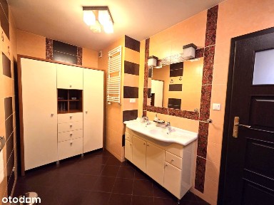 Mieszkanie trzypoziomowe, blok z windą, ścisłe centrum. Polecam!