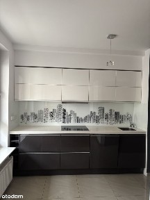 Przestronne 3-pokojowe mieszkanie z balkonem do wynajęcia