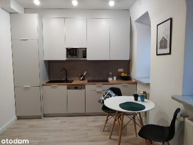 METRO, Kawalerka 25m, Studio