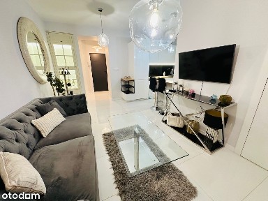 Dwupokojowe LUX z balkonem przy Placu Teatralnym.