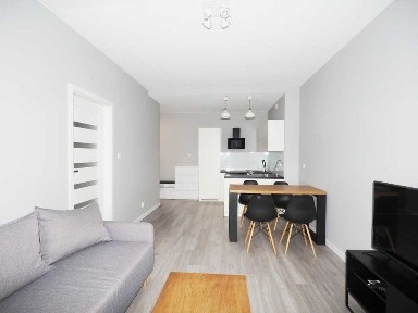 2-pok. 43 m2, 3 piętro, przy ul. Narutowicza 140