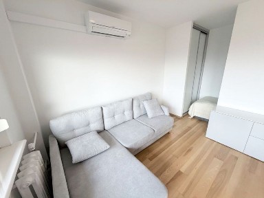 Gliwice Kopernika Gw Polarnej 31m po remoncie. Balkon i klimatyzacja