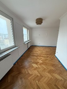 Bezpośrednio przestronne 3-pokojowe mieszkanie w centrum Katowic