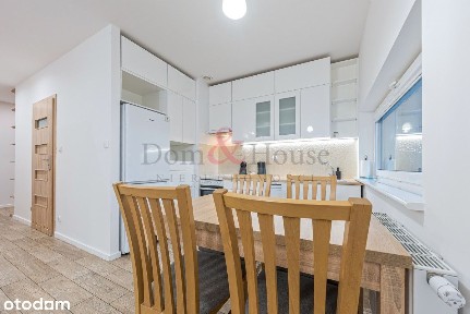 Śniadanie w domu, basen za rogiem.46 m2