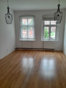 3 pokojowe mieszkanie na parterze wyremontowanej kamienicy