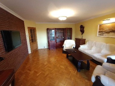 Trzypokojowe mieszkanie przy ul. Hallera - 62 m²