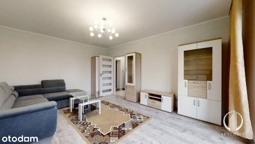 Przestronna kawalerka z 2 balkonami - Wola, metro