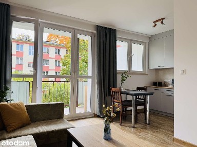 Praktyczne M3 z garderobą obok stacji metra M1 Słodowiec - 0% prowizji