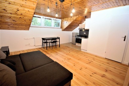 Wesoła ( przy lesie ) 1-pok 23m2,meble,agd, po remoncie