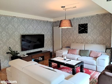 Dom z basenem w Turzy Śl.