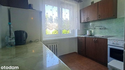 kwota z czynszem i centralnym ogrzewaniem, balkon