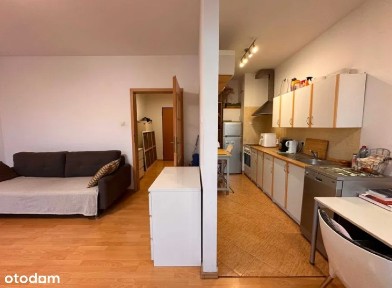 Mieszkanie z loggią w sąsiedztwie Saskiej Kępy