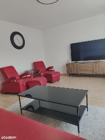 3-pokojowe, oddzielna kuchnia, 2 łazienki, hala garażowa, komórka lok.