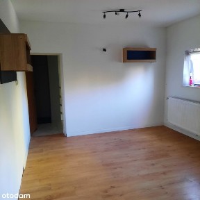 Budynek mieszkalny z trzema mieszkaniami I lokalem usługowym