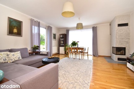 Nowoczesny dom gotowy do zamieszkania w otoczeniu natury