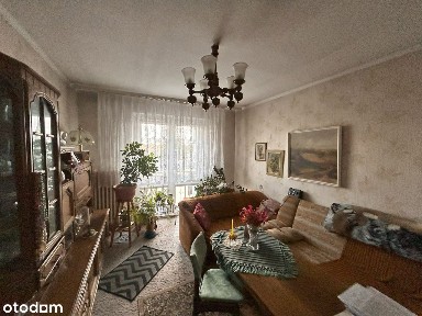 Mieszkanie na zamkniętym osiedlu, świetna lokalizacja.