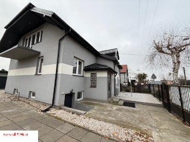 Błonie,dom 192m, działka 980m,świetny standard