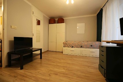 ** TANIO 21m2 WROCŁAWSKA Całość 2200zł Osobna Kuchnia MPEC Parking **