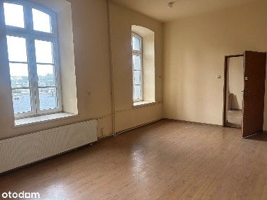 Lokal użytkowy o pow. 47,82 m2 w budynku dworca PKP S.A. Rybnik