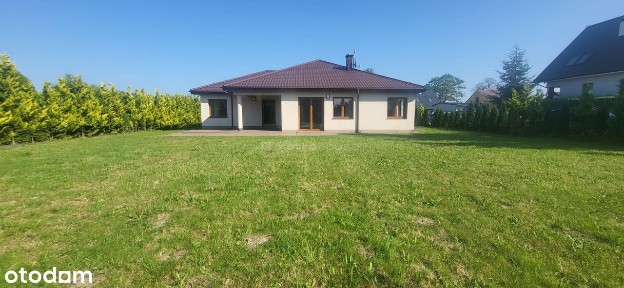 Dom na sprzedaż z ogrodem Żelistrzewo k. Pucka