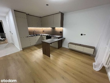 Piękne M4 po remocnie, Salon z aneksem, 1 piętro z balkonem Okazja