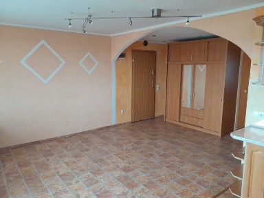 3-pokojowe mieszkanie bezczynszowe w bloku na I piętrze w Tychnowach