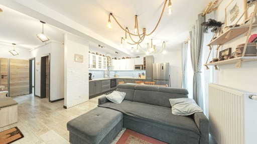 Zadbane 89m2, 2 miejsca postojowe, osiedle zamknięte, Biała