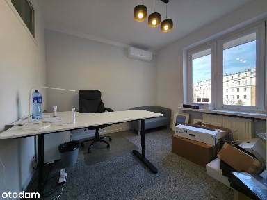 Na sprzedaż 2-pok z oddzielną kuchnią i klimatyzacją w centrum miasta