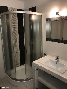 BEZ PROWIZJI. PRĄDNIK CZERWONY. WYGODNE, 3-POK. Z GARAŻEM WYNAJMĘ