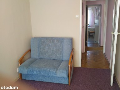 Winogrady, Os. Pod Lipami, 4 pokoje, niski blok otoczony zielenią