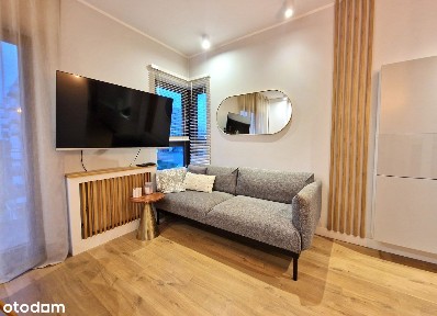 Mieszkanie 4-pokojowe, wysoki standard, 2 miejsca postojowe w hali