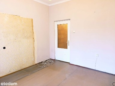 CZARNIECKIEGO / 2 POKOJE / 1 PIĘTRO / NISKI BLOK