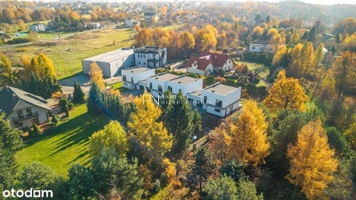 Nowoczesny szeregowiec z garażem|Spokojna okolica