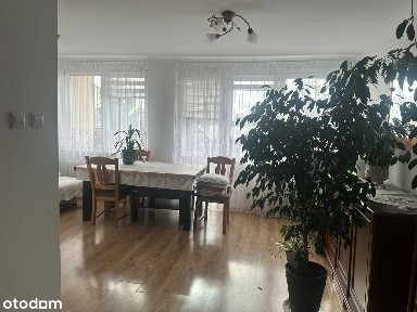 Mieszkanie 44m2, Biłgoraj, Plac Wolności, 2 piętro.