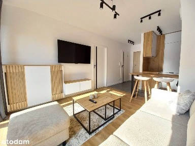 Brynów, 2 pokoje, 34 m2, 4. piętro, garaż