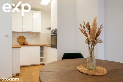 Stylowe mieszkanie 400 m od Placu Zbawiciela