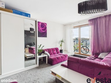 Unikat przy Nyskiej 34m². Wanna w pokoju