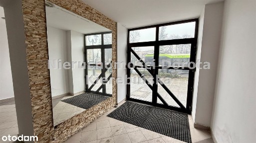 Duży lokal użytkowy w centrum miasta.