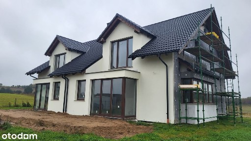 Świetny dom w zabudowie bliźniaczej